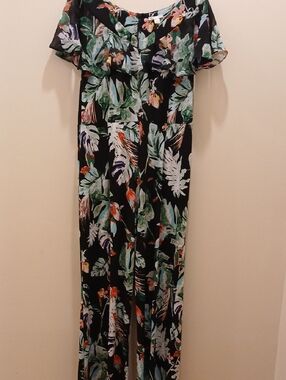 Black Tropical Floral Jumpsuit With Butterfly Sleeves 14/16W